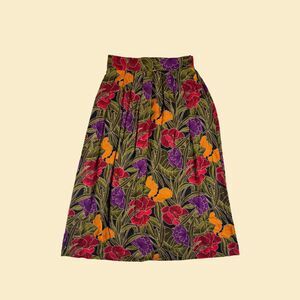 1980s rayon maxi skirt by item-eyes, size 10 vintage 80s floral red/orange skirt